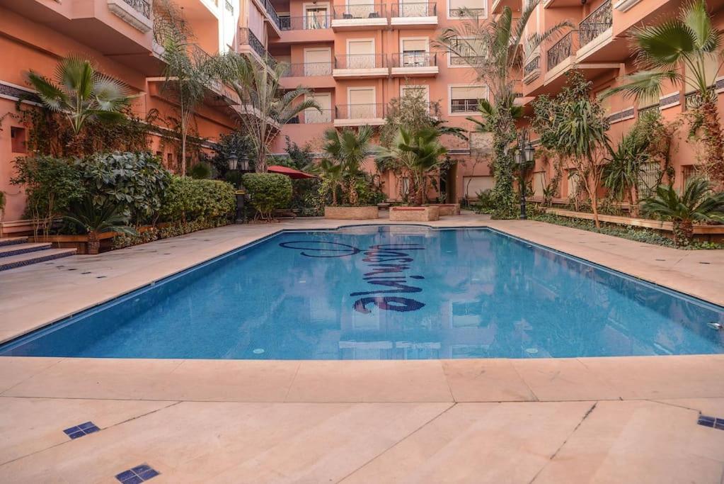 Beautiful, Great Equipped 122 M Holiday Apartment Near Majorelle Garden And Gueliz With Pool Views And A Large Balcony And Terrace Marrakesh Eksteriør billede