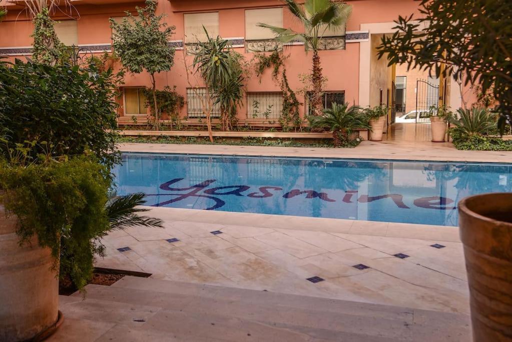 Beautiful, Great Equipped 122 M Holiday Apartment Near Majorelle Garden And Gueliz With Pool Views And A Large Balcony And Terrace Marrakesh Eksteriør billede
