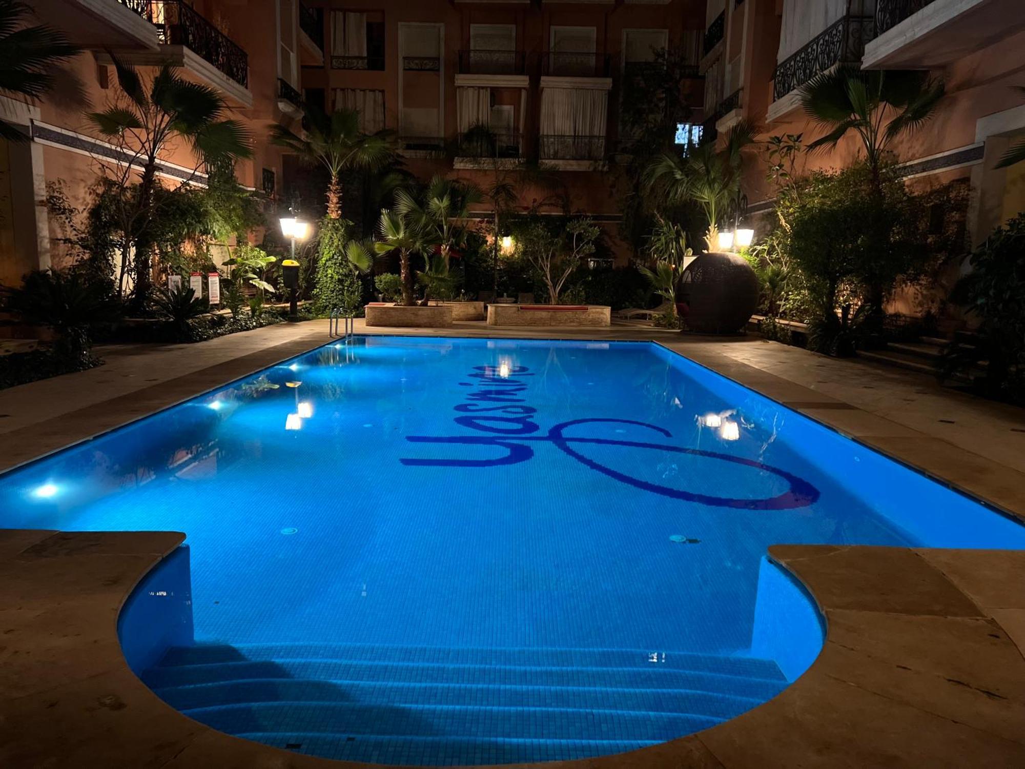 Beautiful, Great Equipped 122 M Holiday Apartment Near Majorelle Garden And Gueliz With Pool Views And A Large Balcony And Terrace Marrakesh Eksteriør billede